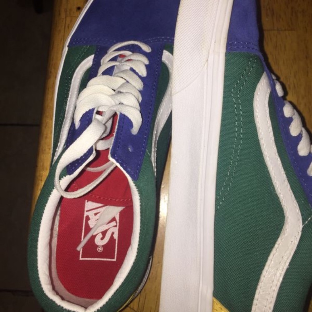 vans